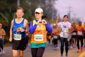 BIB: 27254, 27917
                            <button type="button" onclick="openModal(8748372)" class="btn btn-primary btn-sm float-right btn-popup" data-toggle="modal" data-target=".modal-high-quality">
                        <i class="fas fa-shopping-cart"></i> Add to Cart
                    </button>
                                            <button type="button" onclick="isThisMe(8748372, true)" class="btn btn-success btn-sm float-right btn-popup btn-isme hidden" data-toggle="tooltip" data-placement="bottom" title="นี่คือรูปของคุณใช่ไหม คลิกที่นี่เพื่อเอาเข้าอัลบั้ม">
                        <i class="fas fa-plus"></i> Add to album
                    </button>
                    <button type="button" onclick="isThisMe(8748372, false)" class="btn btn-warning btn-sm float-right btn-popup btn-isnotme hidden">
                        <i class="fas fa-ban"></i> Remove from album
                    </button>